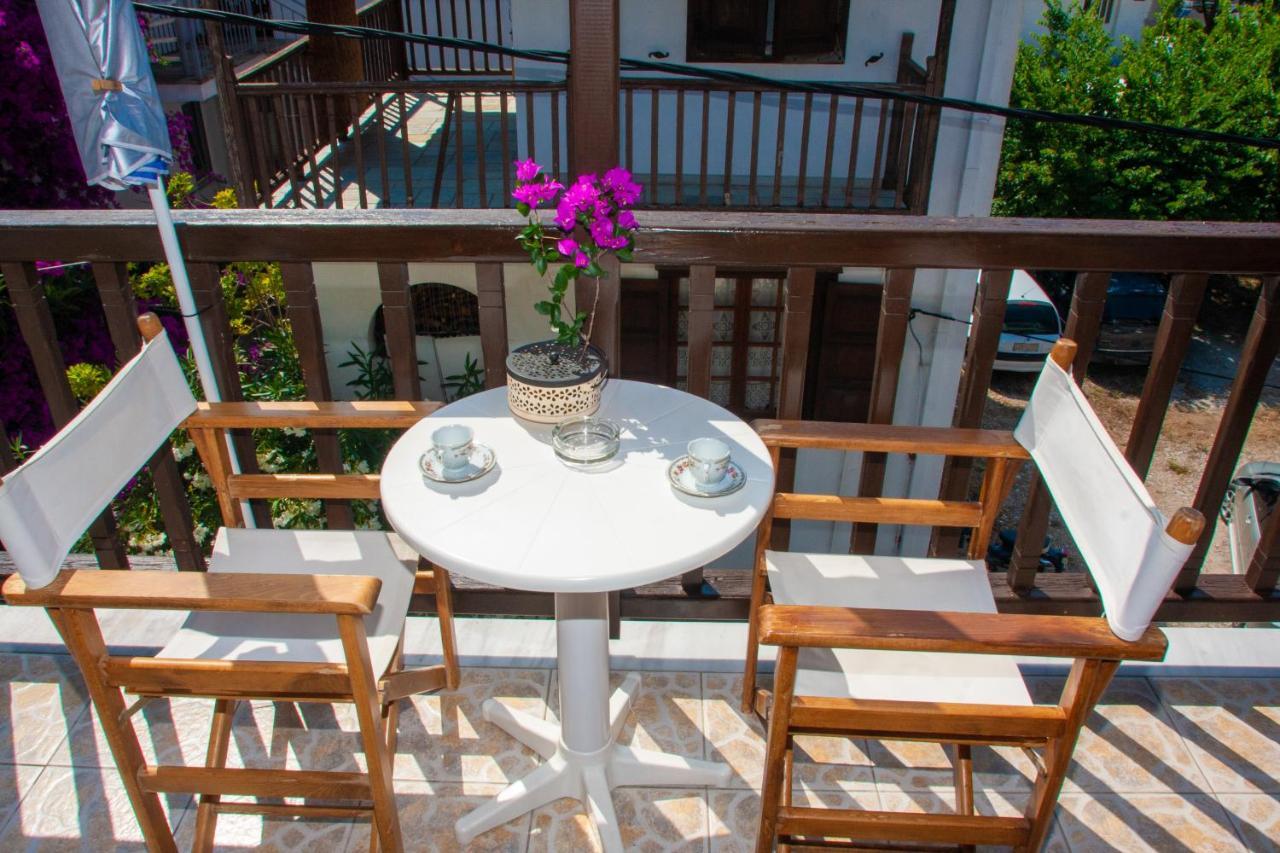 Aris Junior Studios Neo Klima Skopelos Exterior foto
