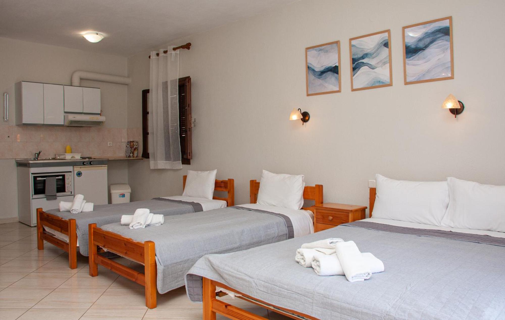 Aris Junior Studios Neo Klima Skopelos Exterior foto