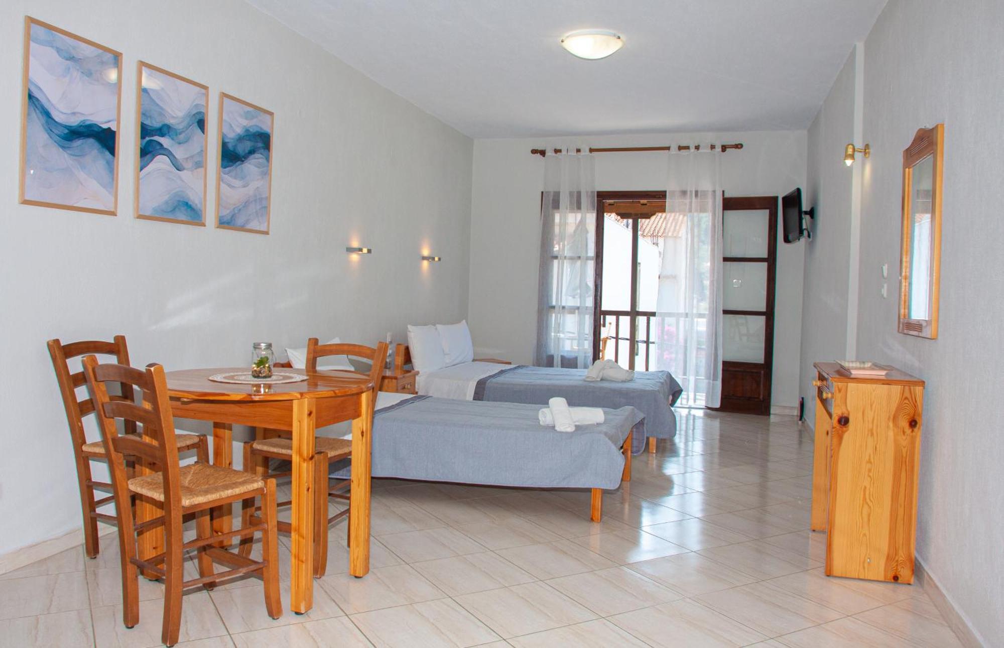 Aris Junior Studios Neo Klima Skopelos Exterior foto